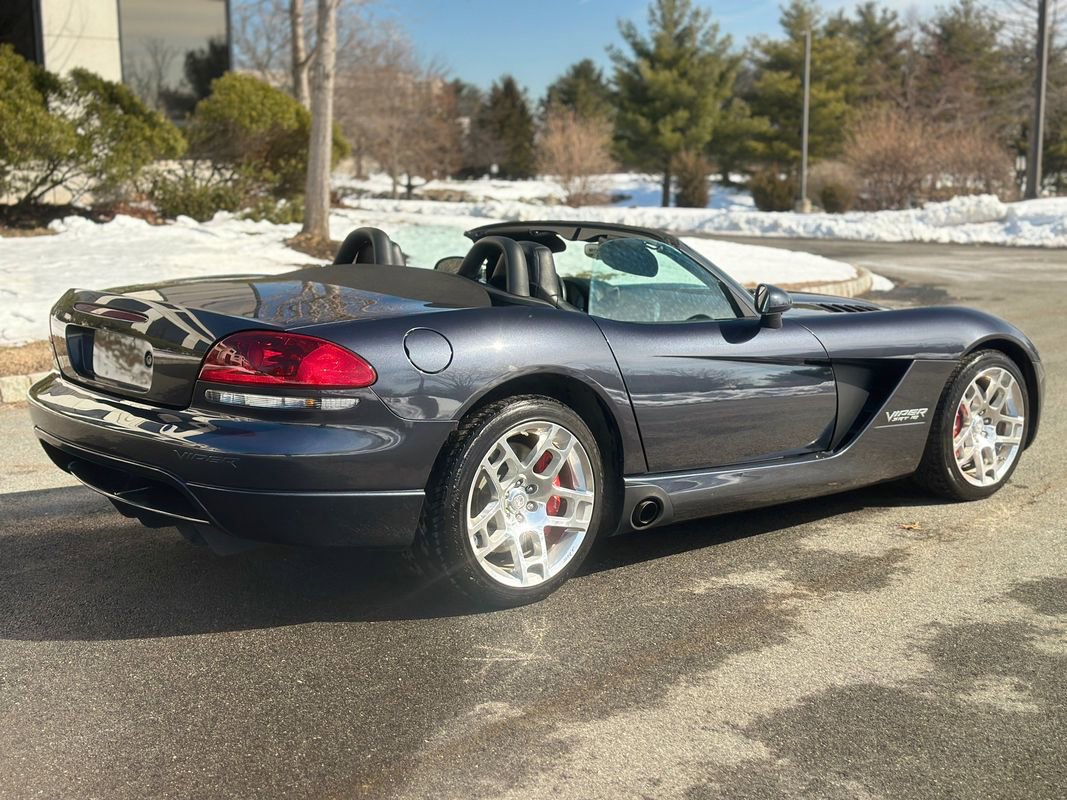 Used 2006 Dodge Viper SRT-10 RWD image 11