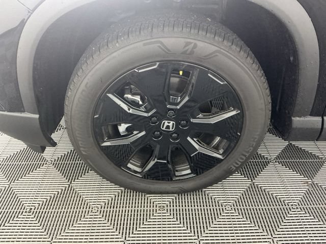 Certified 2026 Honda Pilot Black Edition image 31