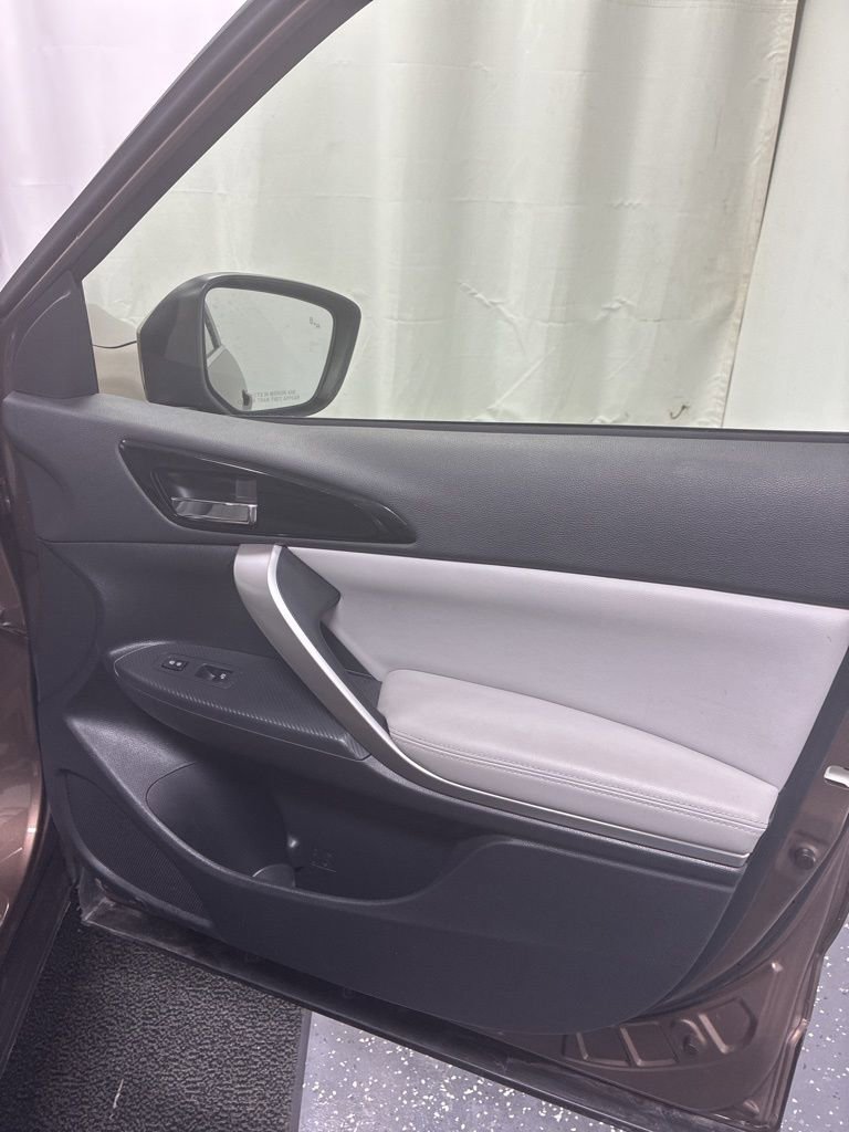 Used 2024 Mitsubishi Eclipse Cross SE image 33