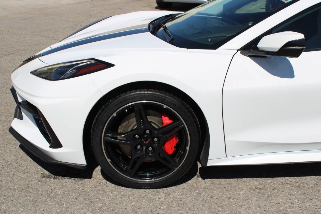 Used 2021 Chevrolet Corvette Stingray Premium Conv w/ Z51 Performance Package RWD image 7