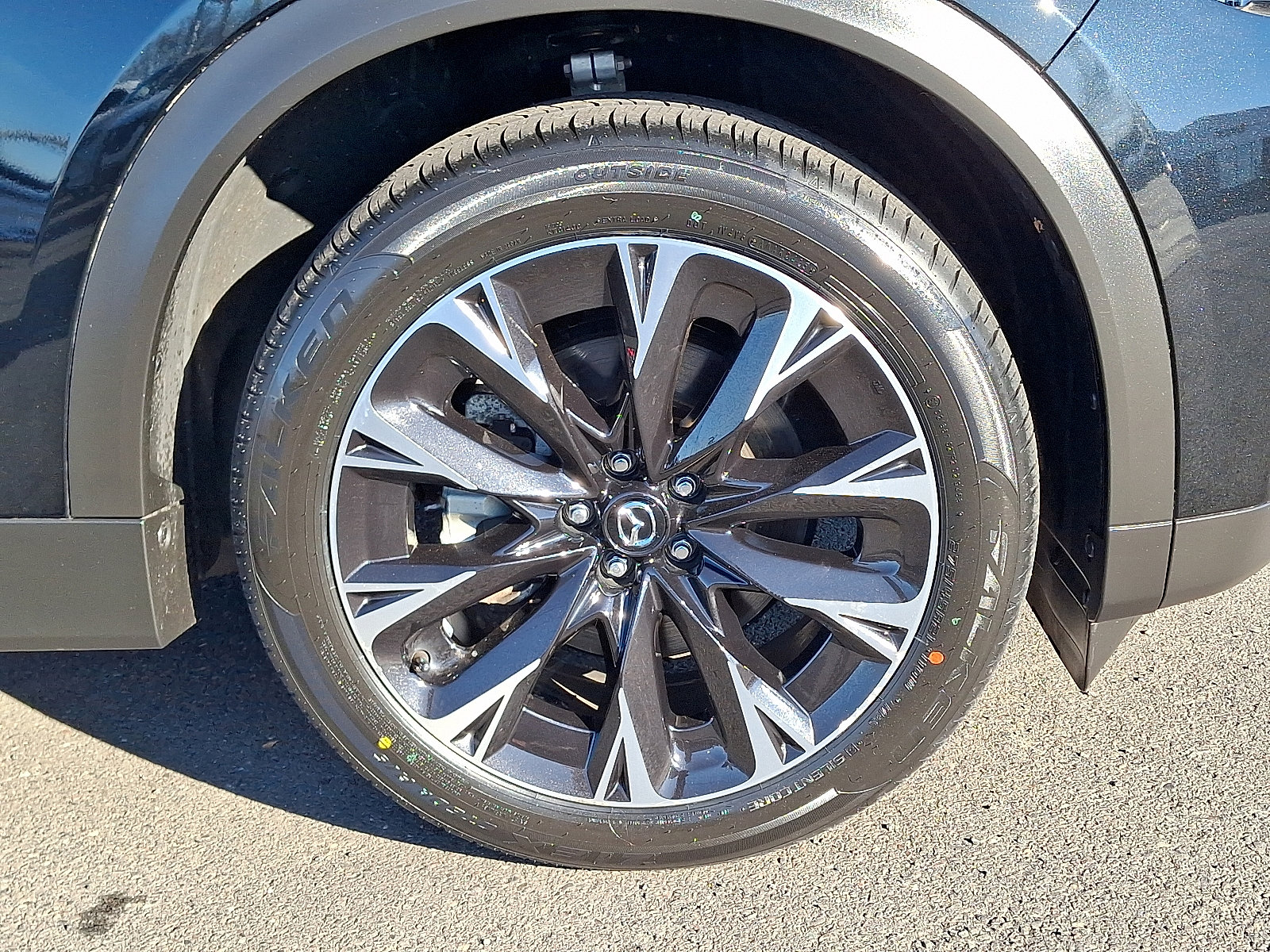 Certified 2024 MAZDA CX-90 Plug-In Hybrid w/ Premium Pkg image 9