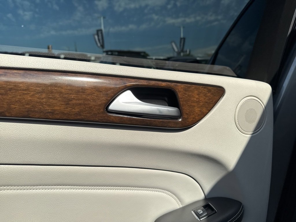 Used 2015 Mercedes-Benz ML 350 4MATIC image 36