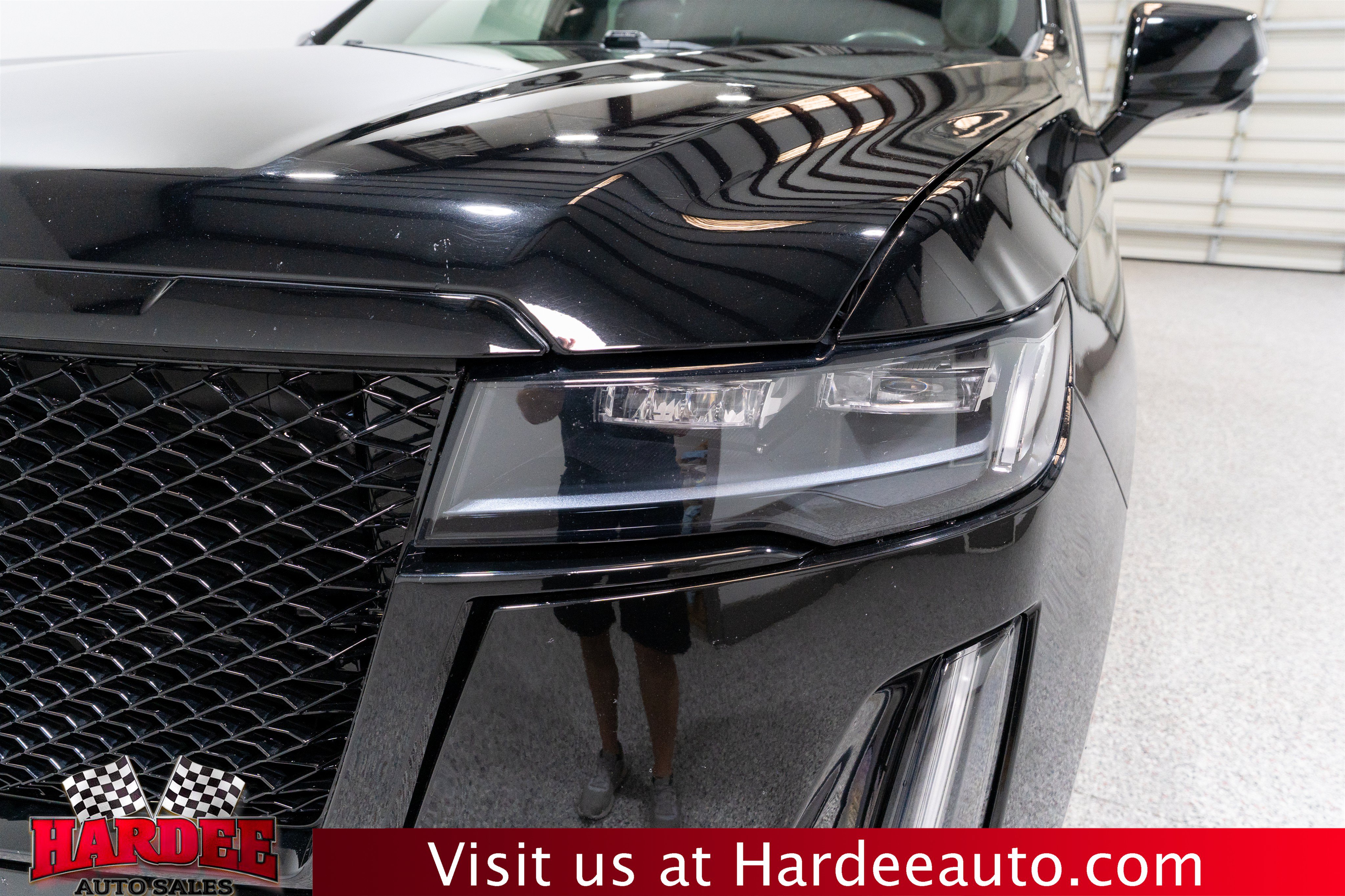 Used 2023 Cadillac Escalade ESV Sport w/ Touring Package AWD/4WD image 8