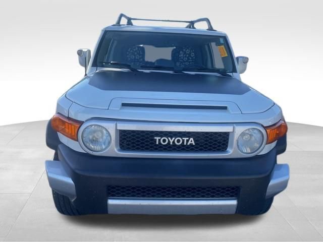 Used 2013 Toyota FJ Cruiser 4WD w/ Convenience Pkg image 2
