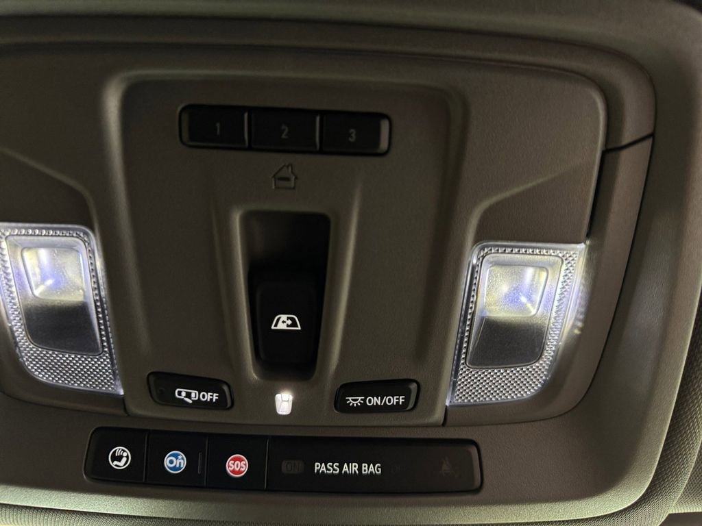 Used 2025 GMC Sierra 1500 Elevation w/ Preferred Package image 22