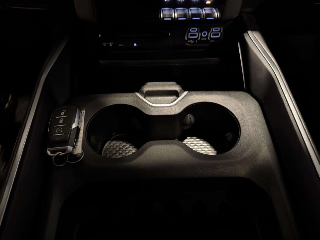 Used 2019 RAM 1500 4x4 Crew Cab Big Horn image 22