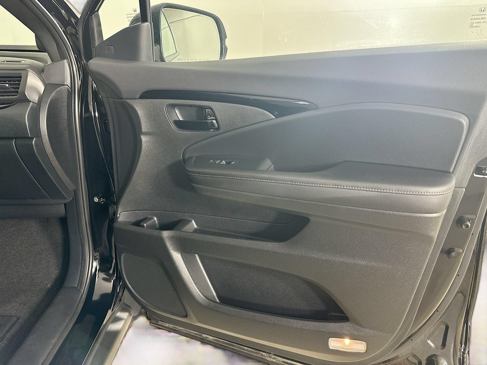 Used 2023 Honda Passport Elite image 45