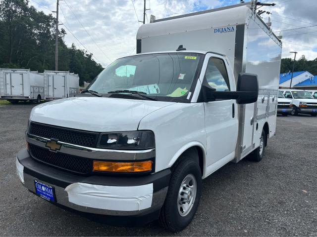 New 2025 Chevrolet Express 3500 w/ Power Convenience Package