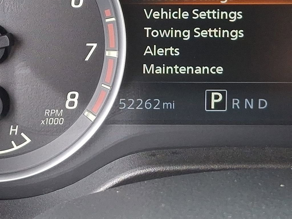 Used 2021 Nissan Titan SV w/ SV Convenience Package image 20