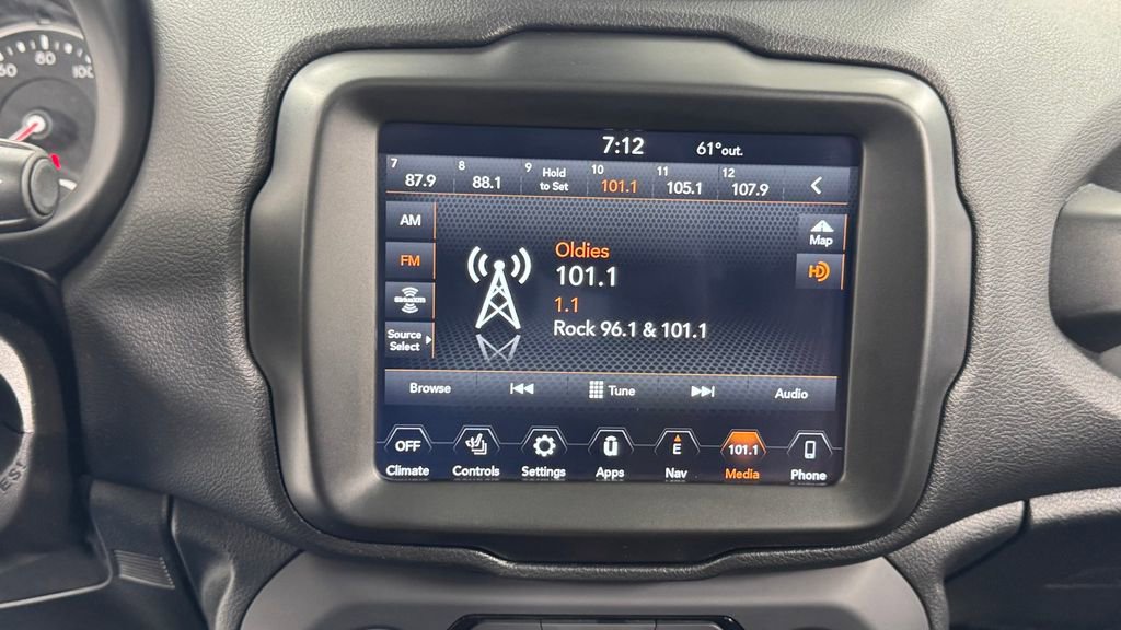 Used 2021 Jeep Renegade Limited w/ Sun & Sound Group AWD/4WD image 24