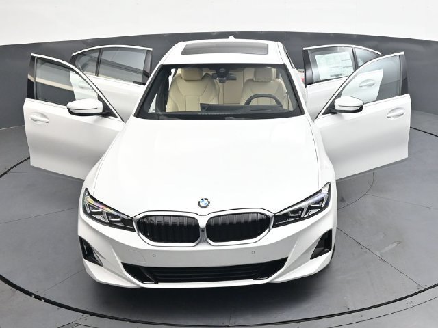 New 2026 BMW 330i xDrive Sedan w/ Premium Package AWD/4WD image 40