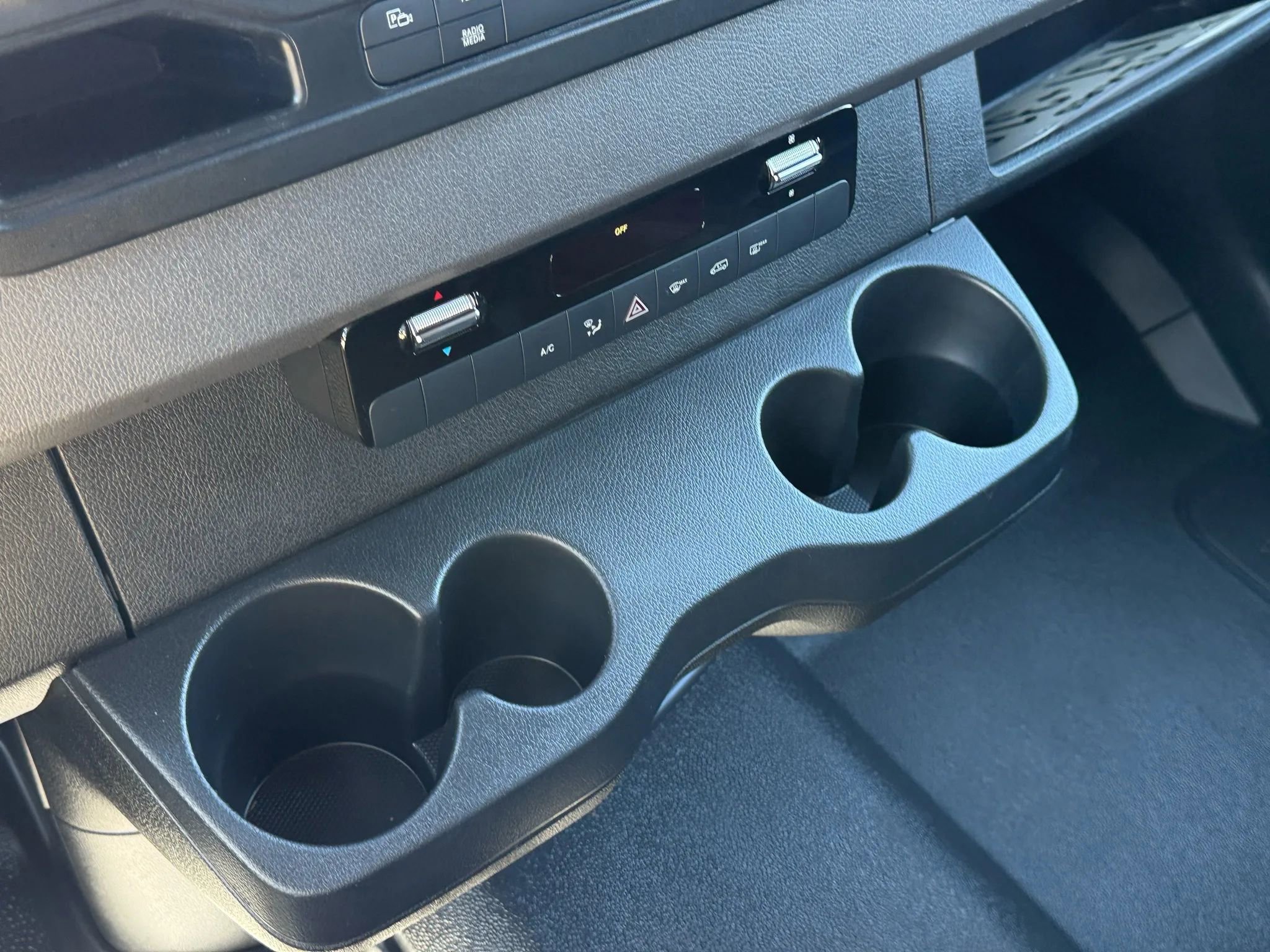 Used 2023 Mercedes-Benz Sprinter 3500 image 21