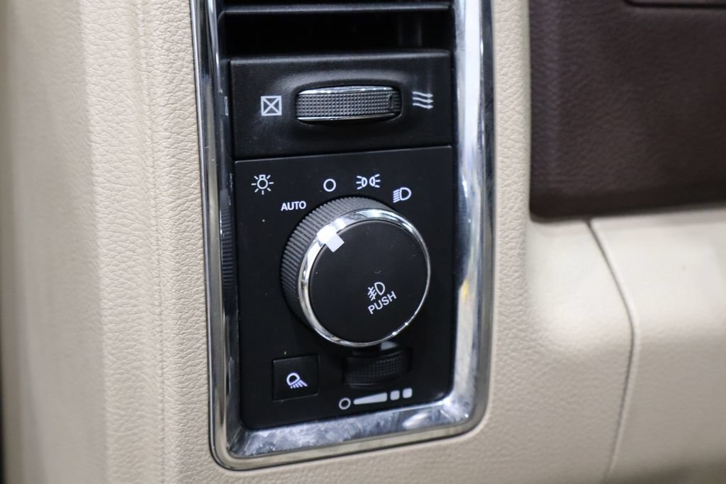 Used 2015 RAM 2500 Laramie AWD/4WD image 20