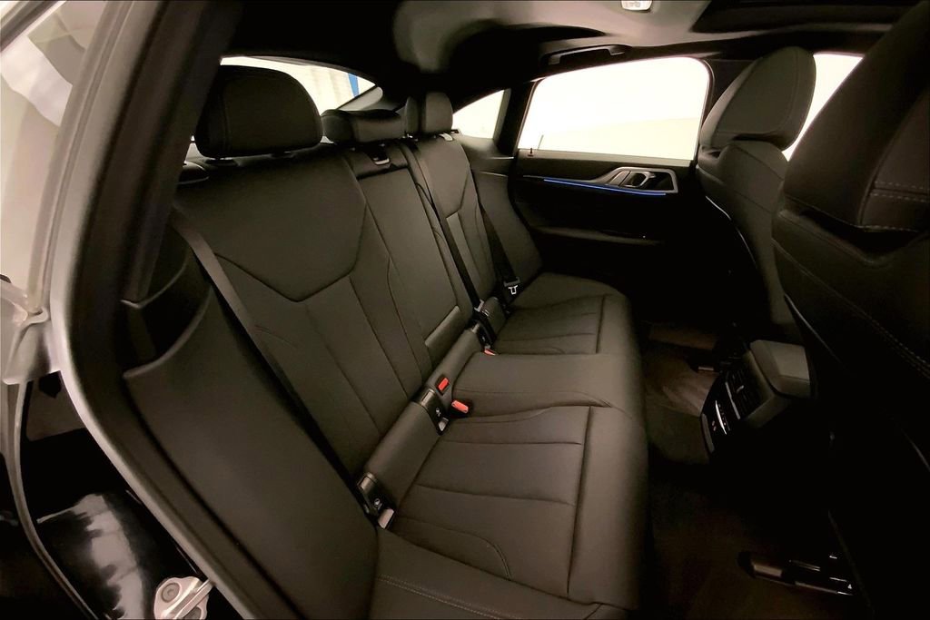 Certified 2023 BMW i4 eDrive35 w/ Premium Package RWD image 15