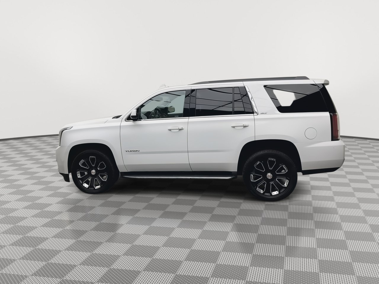 Used 2018 GMC Yukon SLT AWD/4WD image 37