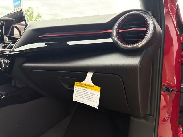 New 2026 Chevrolet Trax RS w/ Sunroof Package FWD image 22