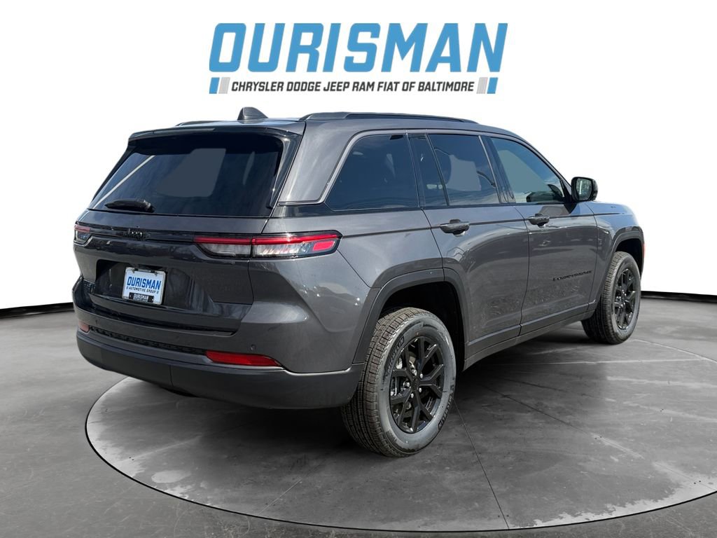 New 2026 Jeep Grand Cherokee Laredo image 6