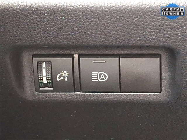 Used 2025 Toyota RAV4 XLE image 25