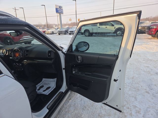 Used 2019 MINI Cooper Countryman S w/ Premium Package image 10