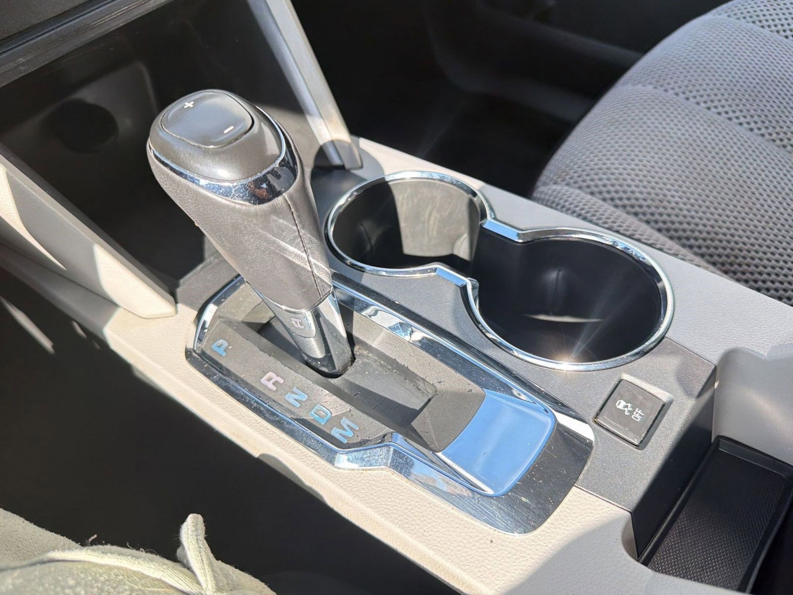 Used 2017 Chevrolet Equinox LT w/ Convenience Package image 17