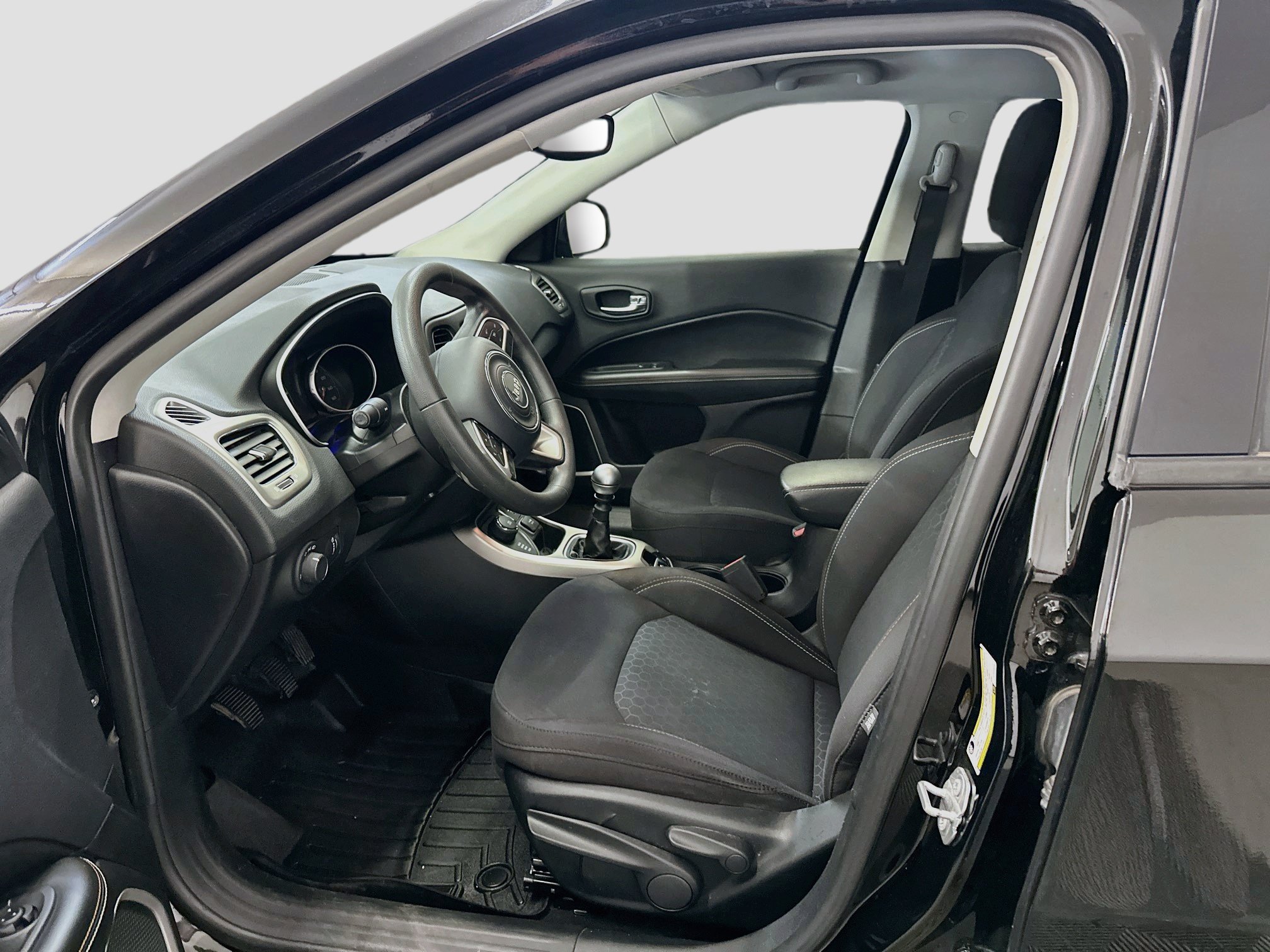 Used 2019 Jeep Compass Sport AWD/4WD image 13