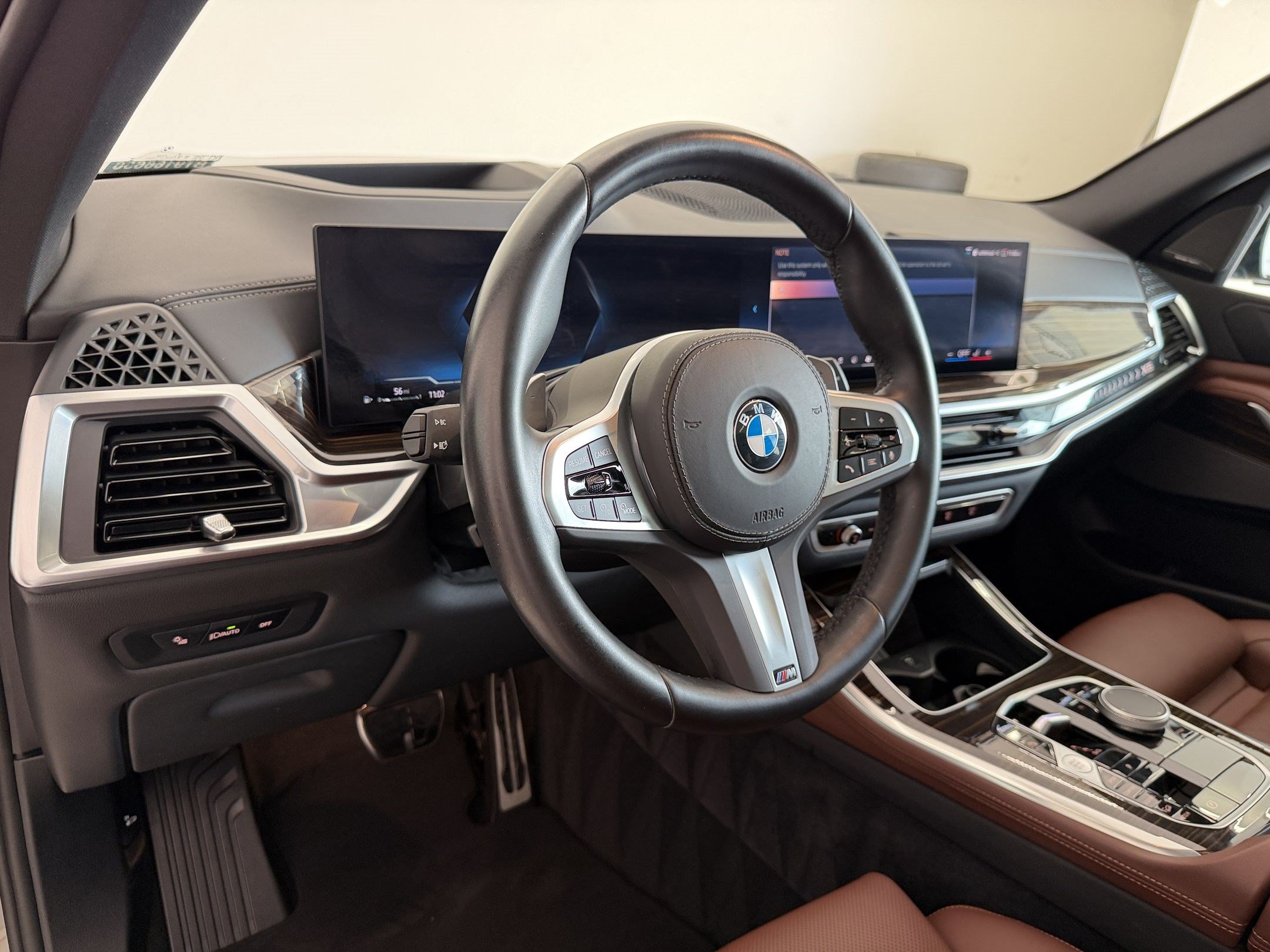 Certified 2026 BMW X5 xDrive40i w/ M Sport Package AWD/4WD image 4