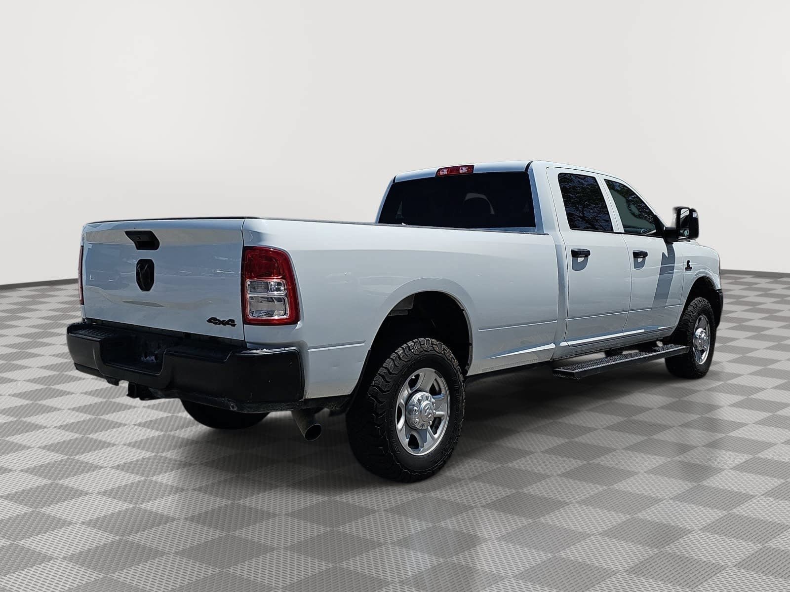Used 2023 RAM 2500 Tradesman w/ Special Service Vehicle Group AWD/4WD image 8