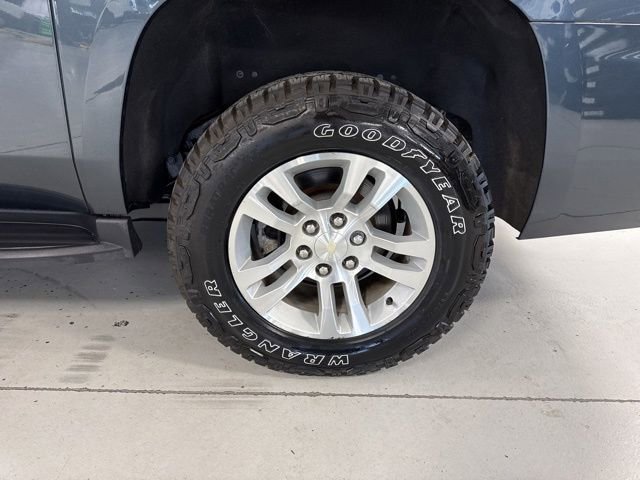 Used 2019 Chevrolet Suburban LT image 37
