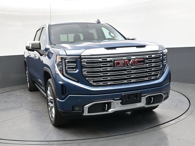 Used 2025 GMC Sierra 1500 Denali w/ Denali Reserve Package AWD/4WD image 10