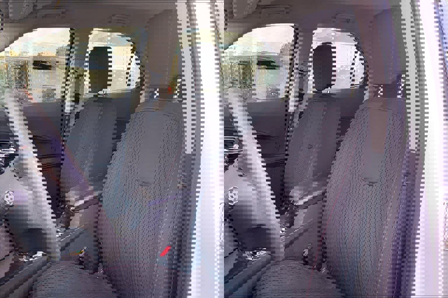 Used 2014 Chevrolet Equinox LS image 7