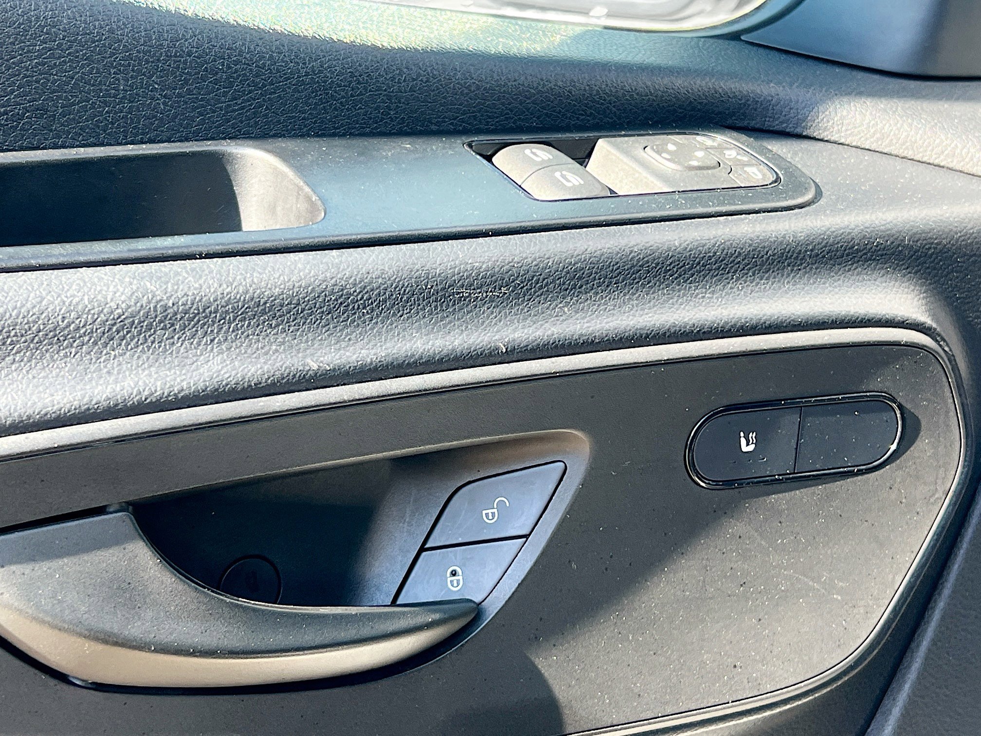 Used 2025 Mercedes-Benz Sprinter 2500 image 16