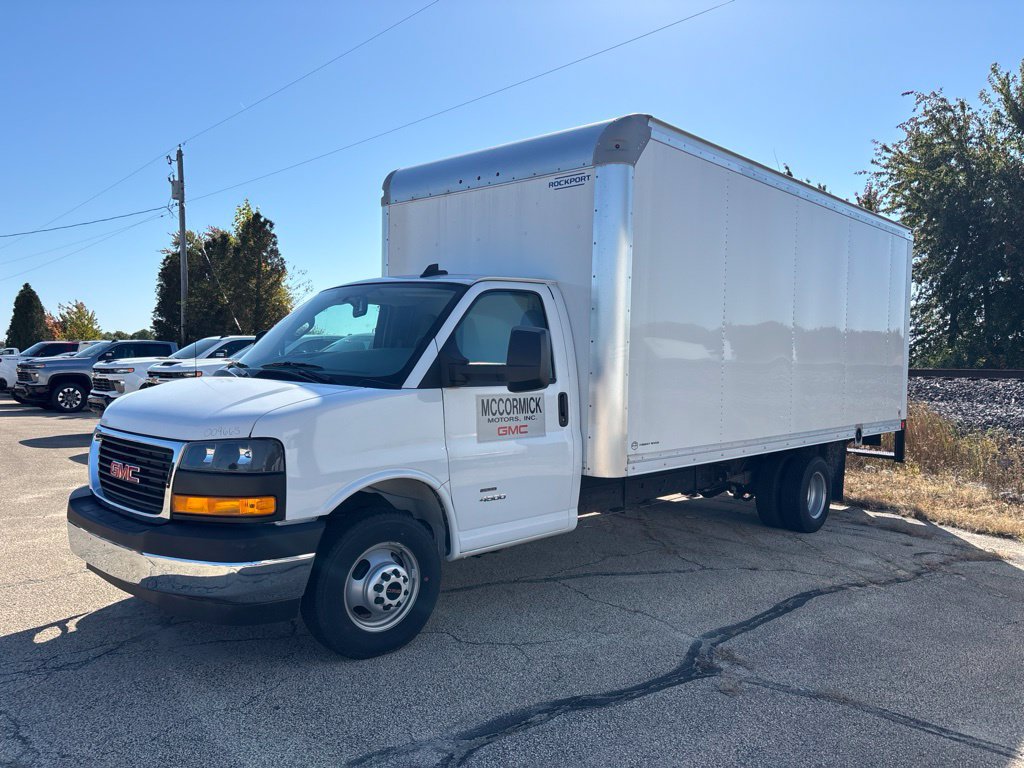 New 2025 GMC Savana 4500 w/ Power Convenience Package RWD image 3