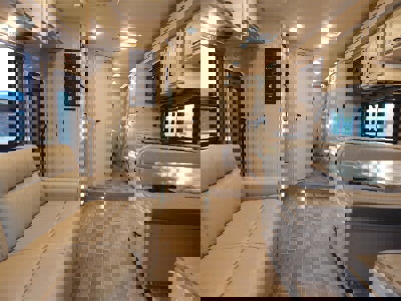 Used 2022 Ford E-450 and Econoline 450 Super Duty w/ Motorhome Prep Package image 42