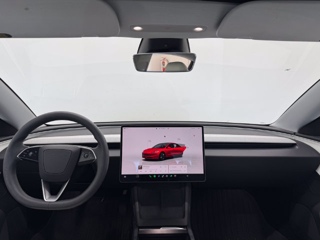 Used 2025 Tesla Model 3 Long Range AWD/4WD image 5