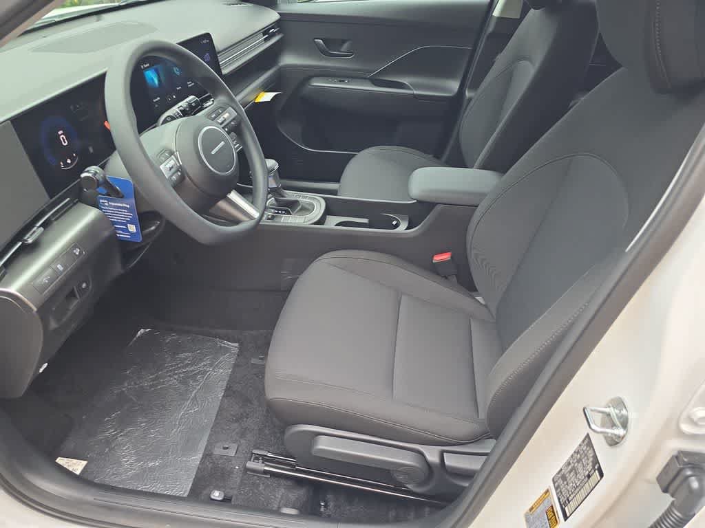 New 2027 Hyundai Kona SE FWD image 16
