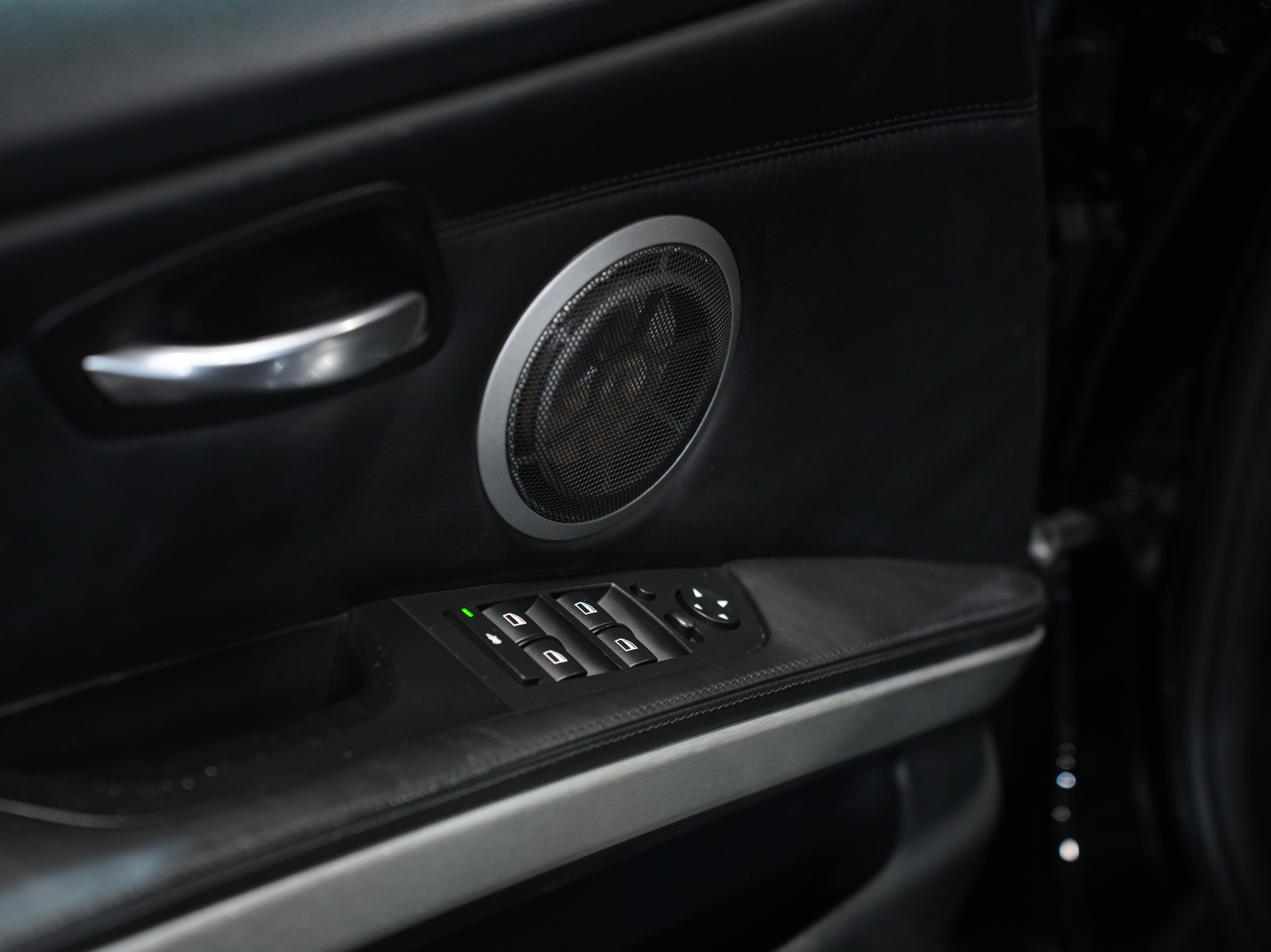 Used 2011 BMW M3 Sedan image 24