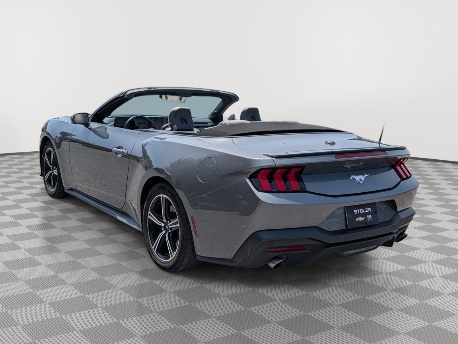 Used 2024 Ford Mustang Premium RWD image 3