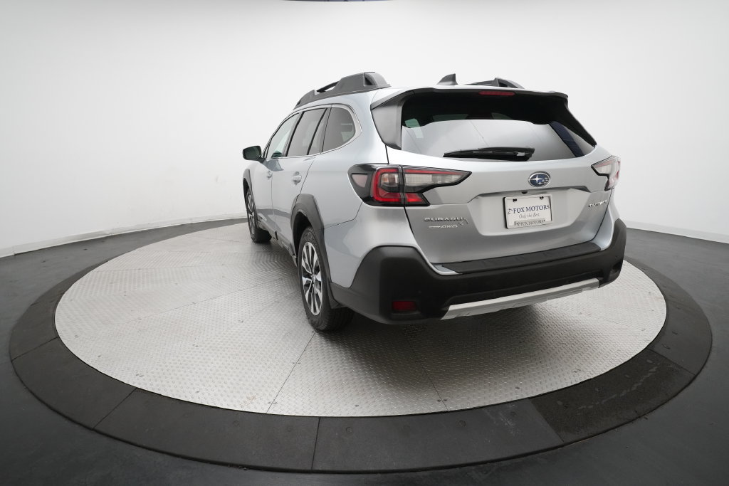Certified 2025 Subaru Outback Limited AWD/4WD image 35