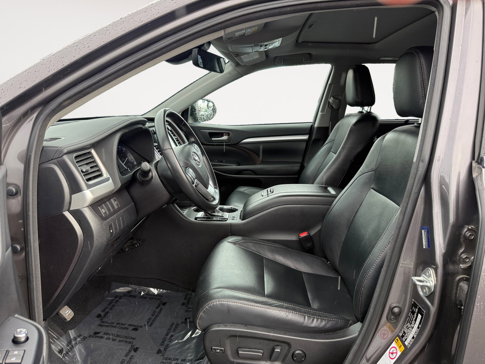 Used 2018 Toyota Highlander XLE image 10