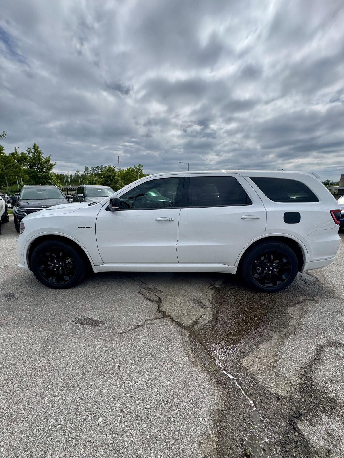 Used 2020 Dodge Durango R/T w/ Technology Group AWD/4WD image 2