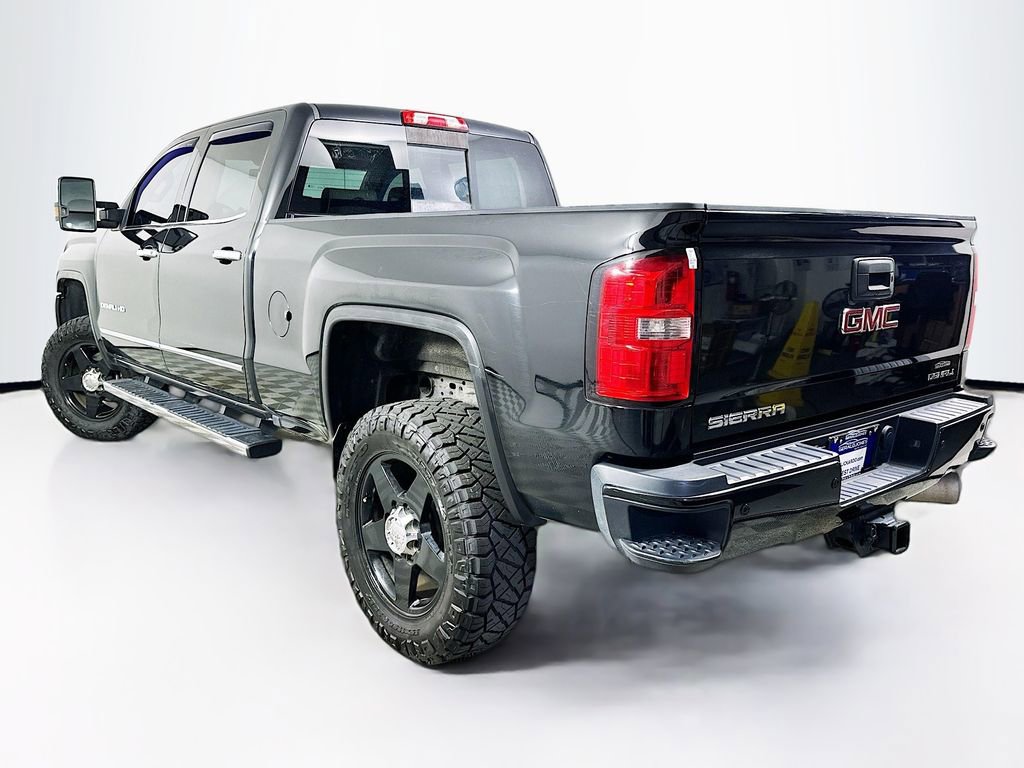 Used 2016 GMC Sierra 2500 Denali w/ Duramax Plus Package AWD/4WD image 6
