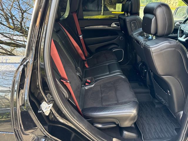 Used 2019 Jeep Grand Cherokee SRT image 11