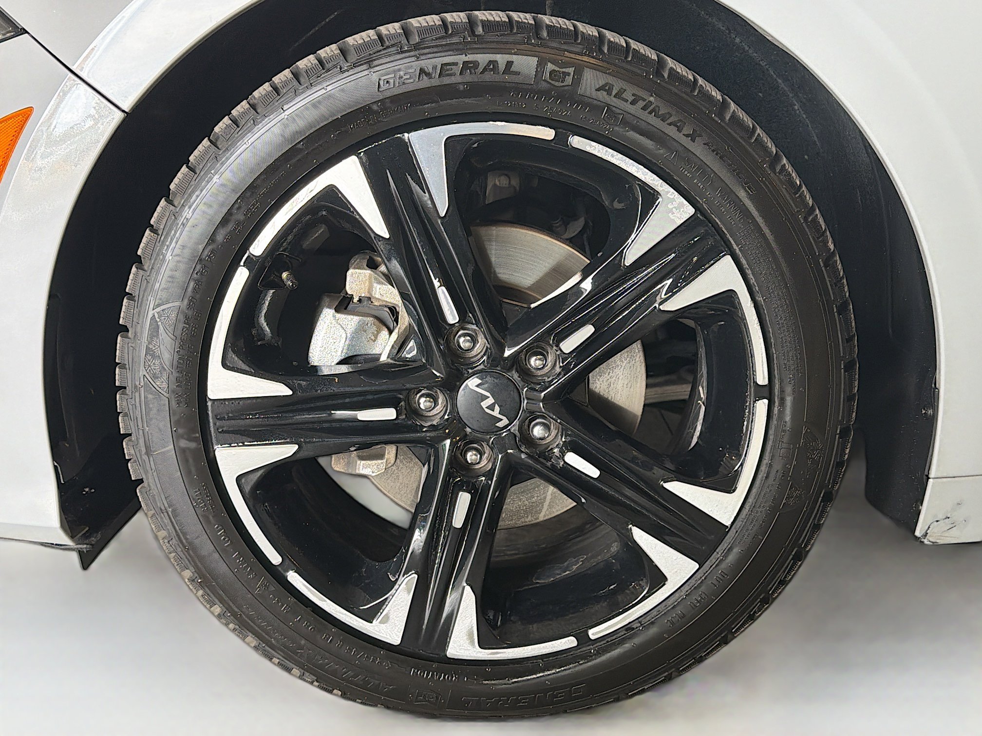 Used 2022 Kia K5 GT-Line w/ GT-Line Awd Premium Package image 11