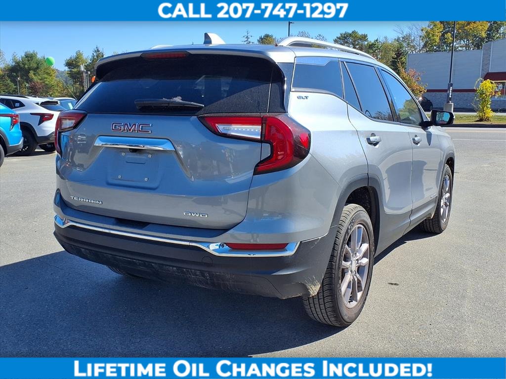 Used 2023 GMC Terrain SLT image 6
