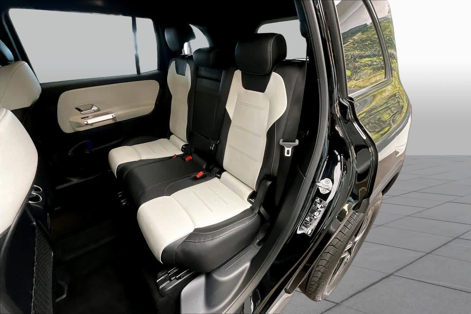 Used 2021 Mercedes-Benz GLB 250 image 19