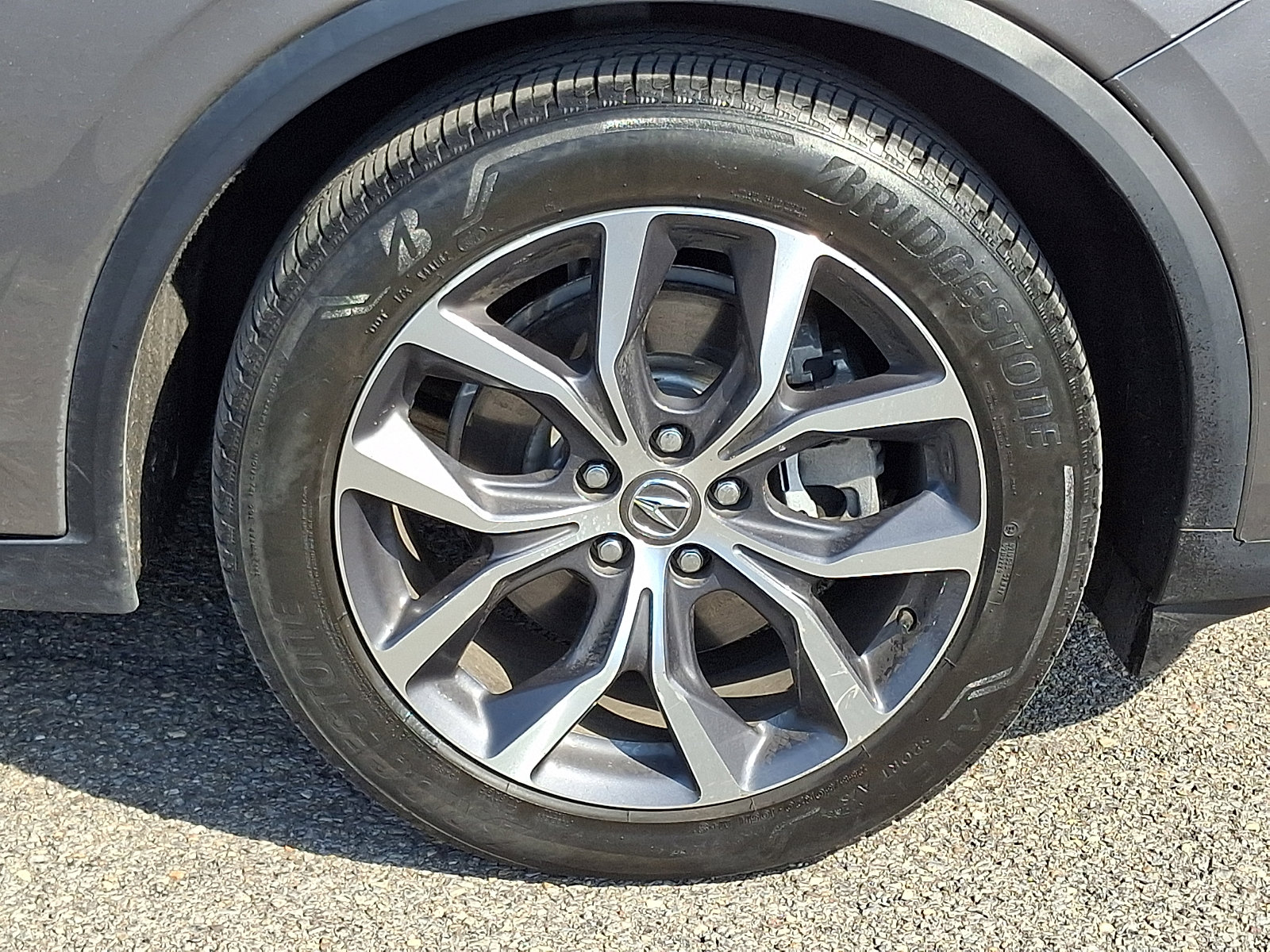 Used 2023 Acura MDX SH-AWD w/ Technology Package image 8