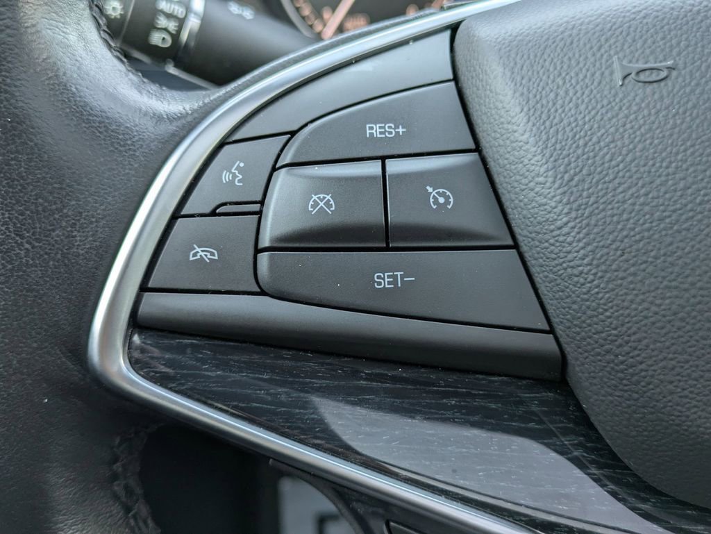 Used 2024 Cadillac XT5 Premium Luxury image 17