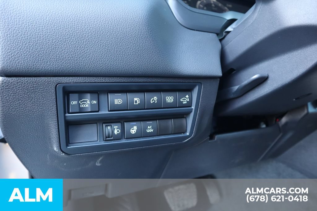 Used 2025 Toyota Sequoia Limited AWD/4WD image 16