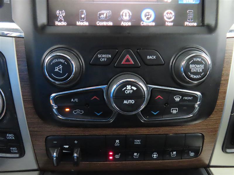 Used 2015 RAM 1500 Laramie w/ Convenience Group image 30