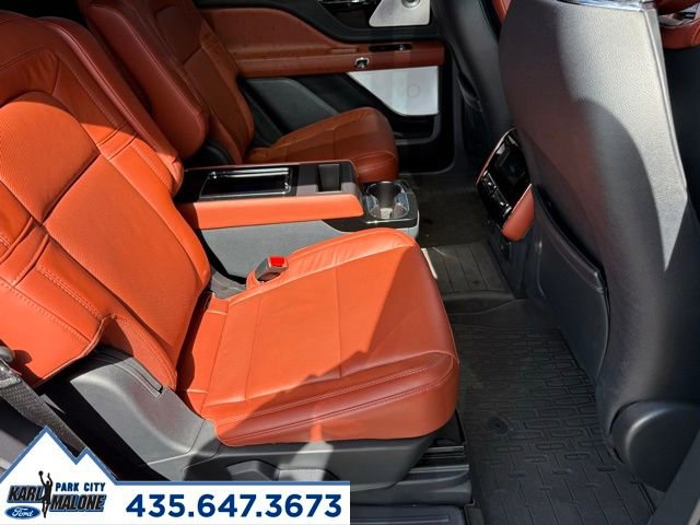 Used 2025 Lincoln Aviator Reserve w/ Equipment Group 201A image 39